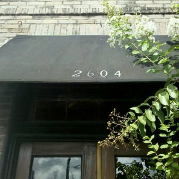 Brasil - the only sign outside - Breakfast & Brunch Near Me - Houston, Texas