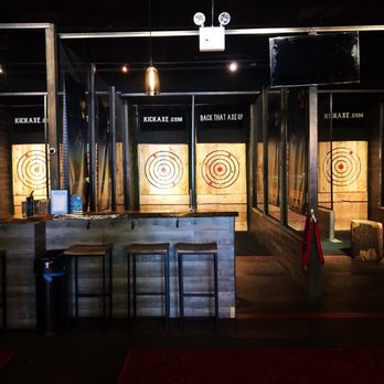 Kick Axe Throwing - Bars Near Me - Brooklyn, New York