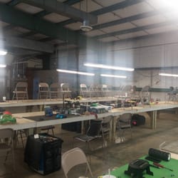 SRI Raceway Indoor - Work stations