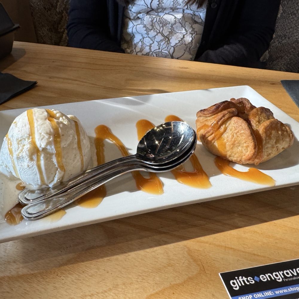Sedona Taphouse - Apple Tart - New American Near Me - Novi, Michigan Sedona Taphouse - Apple Tart - New American Near Me - Novi, Michigan