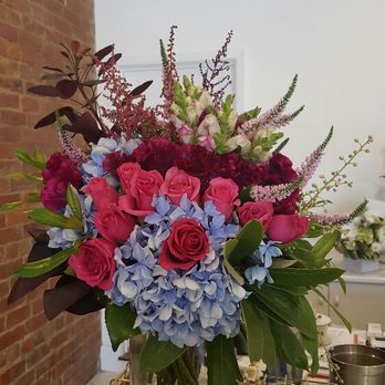 Zenith Florist - Set your heart aflame - Florists Near Me - Caulfield North, VIC Zenith Florist - Set your heart aflame - Florists Near Me - Caulfield North, VIC