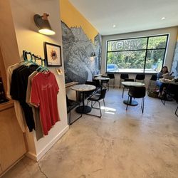 Station 3 Coffee Shop - Lounge area