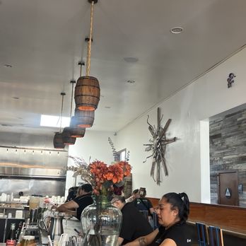 5 Tacos and Beers Berkeley - Bar area - Tacos Near Me - Berkeley, California