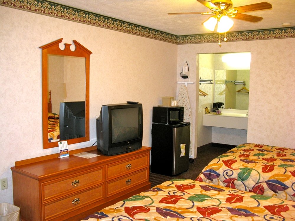 DEERFIELD INN SUITES Updated July 2026 12 Photos 416 Highway 52 deerfield-inn-suites-updated-july-2026-12-photos-416-highway-52