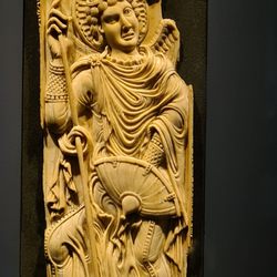 Grassi Museum für Angewandte Kunst - Heiligen Figur