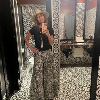 Blackbird - Gorgeous bathroom and my pants matched lol - New American Near Me - Santa Barbara, California Blackbird - Gorgeous bathroom and my pants matched lol - New American Near Me - Santa Barbara, California