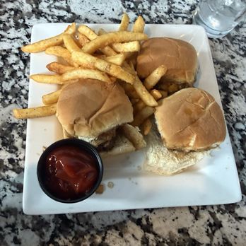 Alma Kitchen - Sliders - Breakfast & Brunch Near Me - Grosse Pointe Park, Michigan Alma Kitchen - Sliders - Breakfast & Brunch Near Me - Grosse Pointe Park, Michigan