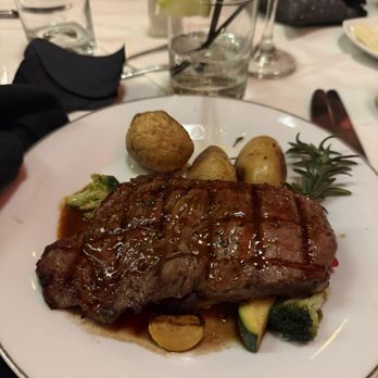 Cicada Restaurant and Lounge - NY Steak - Italian Near Me - Los Angeles, California Cicada Restaurant and Lounge - NY Steak - Italian Near Me - Los Angeles, California