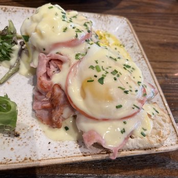 First Watch - Classic eggs Benedict - Breakfast & Brunch Near Me - Canton, Michigan First Watch - Classic eggs Benedict - Breakfast & Brunch Near Me - Canton, Michigan