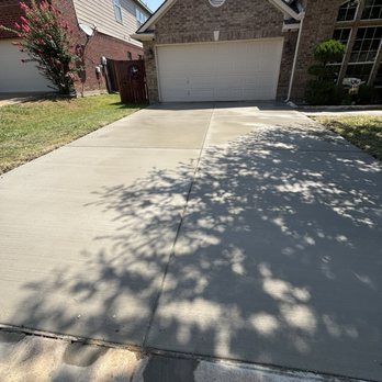 DFW Concrete Services - Driveway replacement - Masonry/Concrete Near Me DFW Concrete Services - Driveway replacement - Masonry/Concrete Near Me