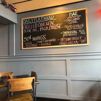 Cala’s - Interior - New American Near Me - Manchester, Massachusetts