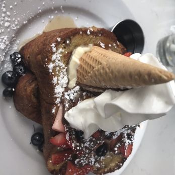 Hash Kitchen - Banana split French toast - Breakfast & Brunch Near Me - Scottsdale, Arizona