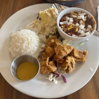Pearl at Kalauao - Fried chicken and chili combo - Breakfast & Brunch Near Me - Aiea, Hawaii Pearl at Kalauao - Fried chicken and chili combo - Breakfast & Brunch Near Me - Aiea, Hawaii