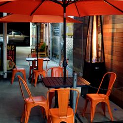 Cool dining