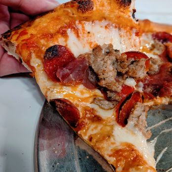 Hyde Park - Pepperoni + Sausage - Cocktail Bars Near Me - Webster, Texas Hyde Park - Pepperoni + Sausage - Cocktail Bars Near Me - Webster, Texas