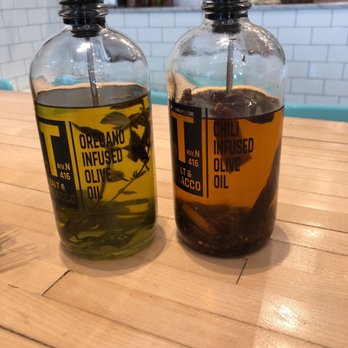 Salt and Tobacco - Mmm pizza oil!!! - Pizza Near Me - Toronto, Ontario Salt and Tobacco - Mmm pizza oil!!! - Pizza Near Me - Toronto, Ontario
