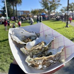 Arcata Plaza Farmers' Market - Barbequed oysters $7.50 for 3. IG: @_emwong_