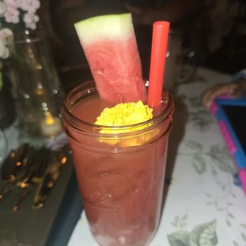 Mama Green's - Watermelon lemonade - Southern Near Me Mama Green's - Watermelon lemonade - Southern Near Me