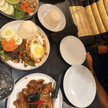 Noi Thai Cuisine - Good - Thai Near Me - Honolulu, Hawaii Noi Thai Cuisine - Good - Thai Near Me - Honolulu, Hawaii