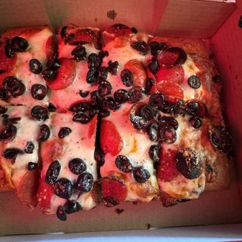 Dough Counter - Gluten free cheesy bread, no ranch base, add pepperoni and black olives. - Pizza Near Me - Denver, Colorado Dough Counter - Gluten free cheesy bread, no ranch base, add pepperoni and black olives. - Pizza Near Me - Denver, Colorado