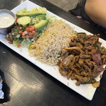 The Flying Pepper Cantina - Mexican Near Me - Bellefontaine, Ohio