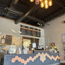Boba Tea Hive - Eeks, super cute