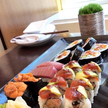 NoMI - Bars Near Me - Chicago, Illinois