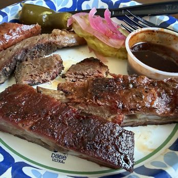 Pinkerton’s Barbecue - Ribs, brisket, and sausage - Barbeque Near Me - Houston, Texas