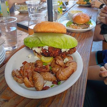 The Riverside - Fried chicken sandwich and potatoes - American Near Me - Maupin, Oregon The Riverside - Fried chicken sandwich and potatoes - American Near Me - Maupin, Oregon