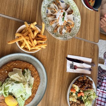 Big Chefs - Schnitzel, fried manti, Chinese dish - Cafes Near Me - Bodrum, 48 Big Chefs - Schnitzel, fried manti, Chinese dish - Cafes Near Me - Bodrum, 48