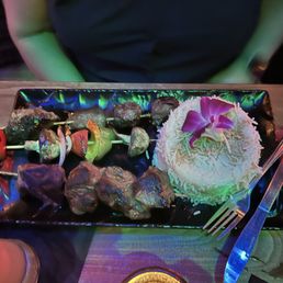 Filet mignon skewers with pineapple rice Filet mignon skewers with pineapple rice