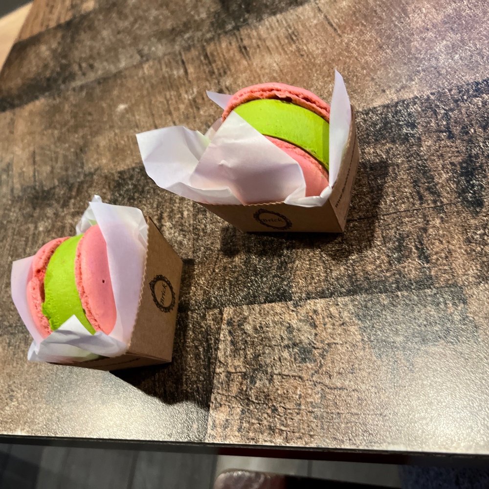Krave - Ice cream macaroons Matcha - Poke Near Me - Tulare, California Krave - Ice cream macaroons Matcha - Poke Near Me - Tulare, California