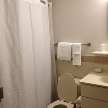 Navy Gateway Inn & Suites - Bathroom - Hotels Near Me - Patuxent River, Maryland