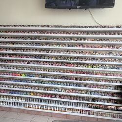 Green Nails Spa - Nail color option
