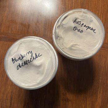 7Gradi - Blueberry cheesecake and marscarpone Oreo! - Gelato Near Me - Honolulu, Hawaii 7Gradi - Blueberry cheesecake and marscarpone Oreo! - Gelato Near Me - Honolulu, Hawaii