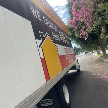 Adept Moving - Movers Near Me - Los Angeles, California Adept Moving - Movers Near Me - Los Angeles, California