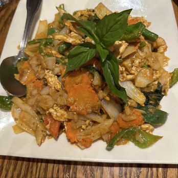 Thai Wisdom Bistro - Chicken - Thai Near Me - Kirkland, Washington Thai Wisdom Bistro - Chicken - Thai Near Me - Kirkland, Washington