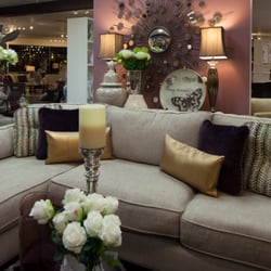 La-Z-Boy Home Furnishings & Decor - Custom Furniture Options