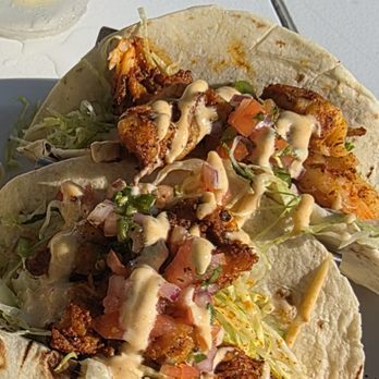 John Scott's Surf Shack - Salad Near Me - Westhampton Beach, New York