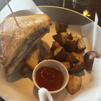 Bistro 150 - Cuban sandwich & potato - Coffee & Tea Near Me - Oak Ridge, North Carolina