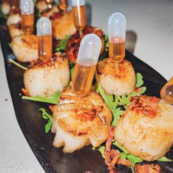 Miami Lux Experience - Small Bites for a Private Dinner Party - Maple drip Bay Scallops with Crispy Bacon crumbs