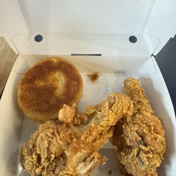 Jollibee - Fast Food Near Me - Bloomingdale, Illinois