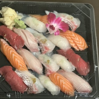 Hiyori - 17pc sushi nigiri - Japanese Near Me - Cypress, California Hiyori - 17pc sushi nigiri - Japanese Near Me - Cypress, California