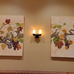 Murals By Victoria Miraglio - Garre Cafe, Livermore
Acrylic on canvas
36x48" each
Fall Vines