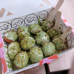 Lokma Barrhaven - Lokma, which is the Arabic name for this fried donut