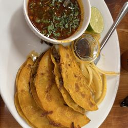 Chabelitas Taqueria - Quesabirra