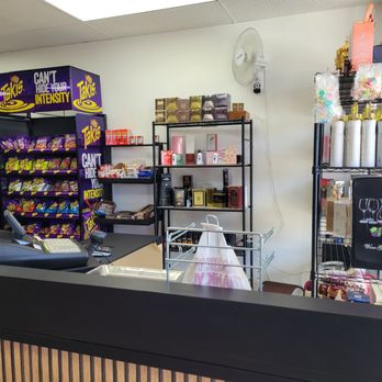 Little Dubai Market - Front counter at the entrance - International Grocery Near Me - Riverside, California Little Dubai Market - Front counter at the entrance - International Grocery Near Me - Riverside, California