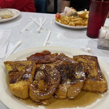 Midnight Diner - French Toast and Bacon - Diners Near Me - Charlotte, North Carolina