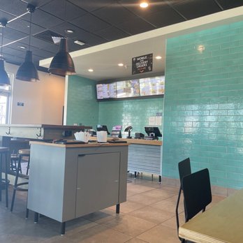Taco Bell - Tacos Near Me - Norco, California