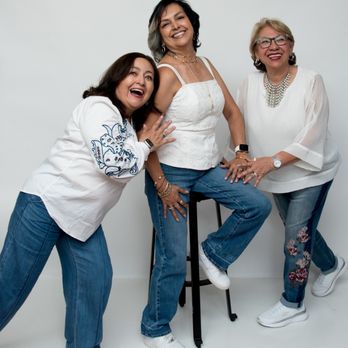 Aurea's Photography - Event Photography Near Me - San Fernando, California Aurea's Photography - Event Photography Near Me - San Fernando, California